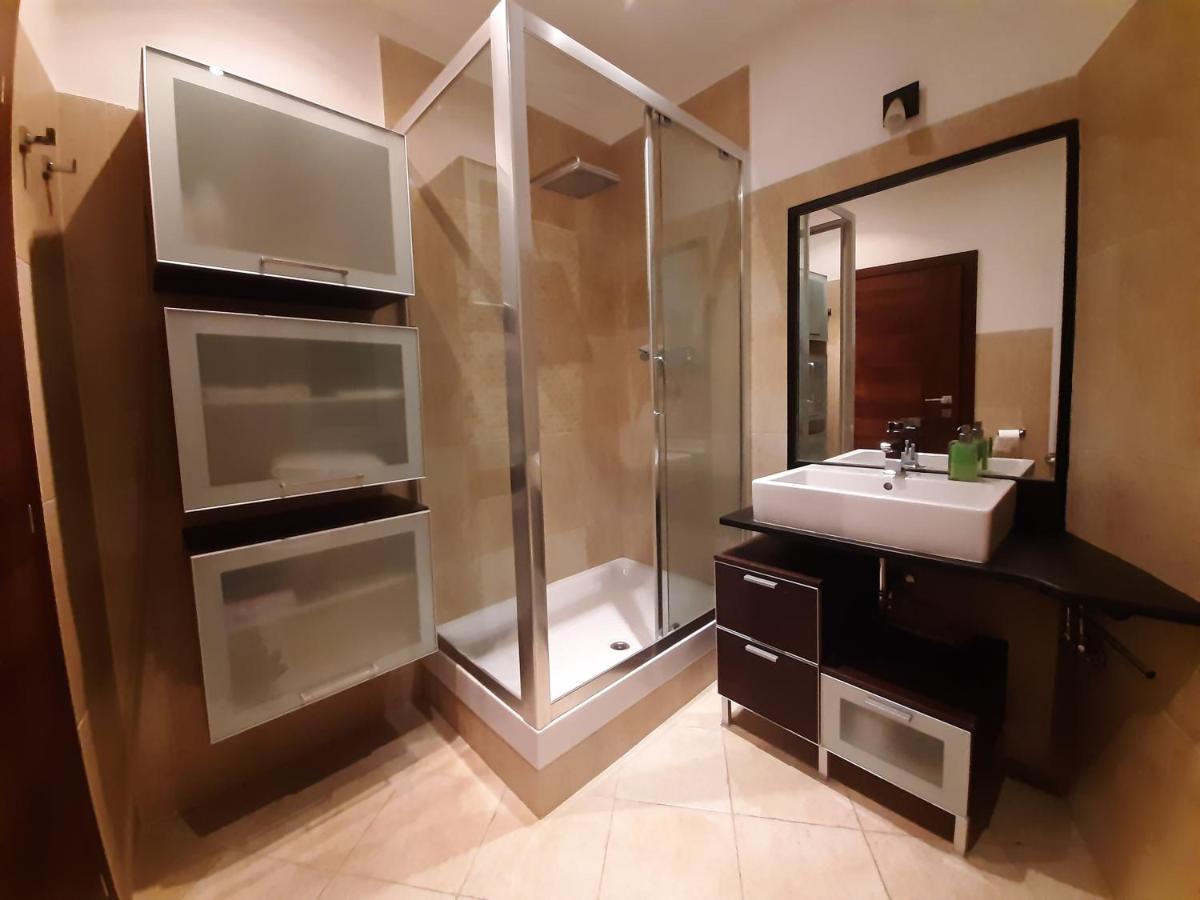 Giuggiolhouse Apartment Genoa Luaran gambar